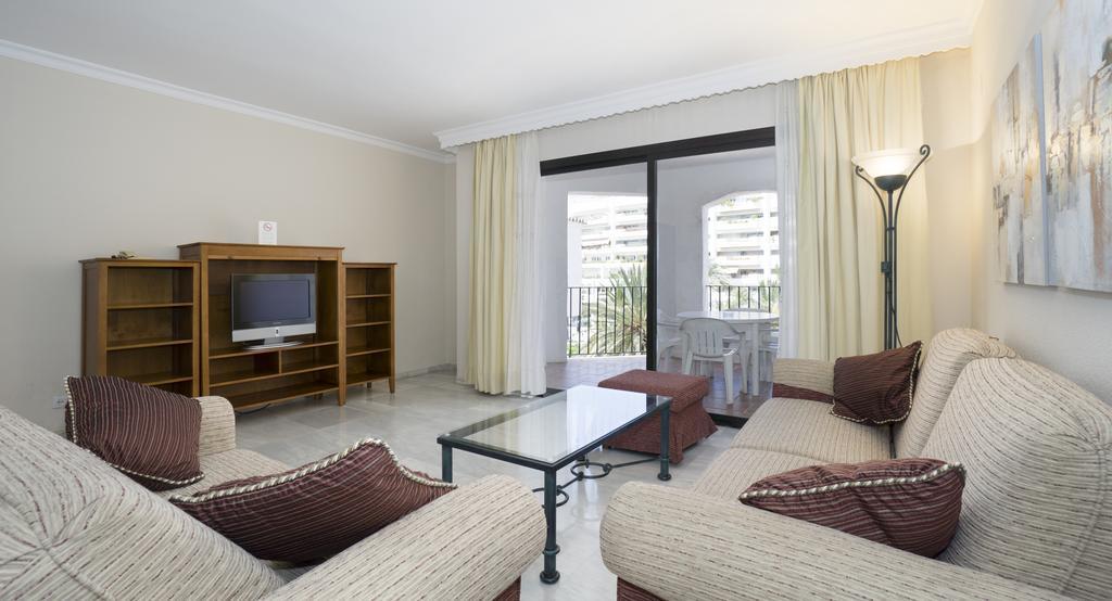 Appartement Club Jardines Del Puerto à Marbellac Extérieur photo
