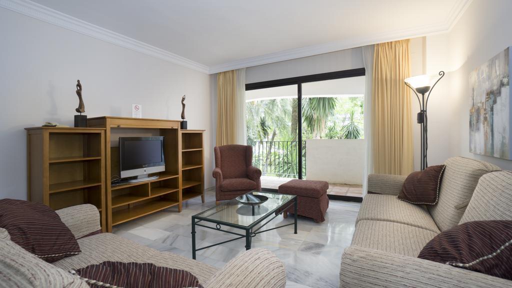 Appartement Club Jardines Del Puerto à Marbellac Extérieur photo