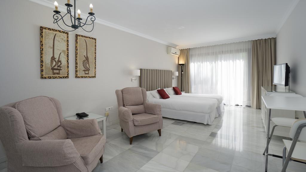 Appartement Club Jardines Del Puerto à Marbellac Extérieur photo