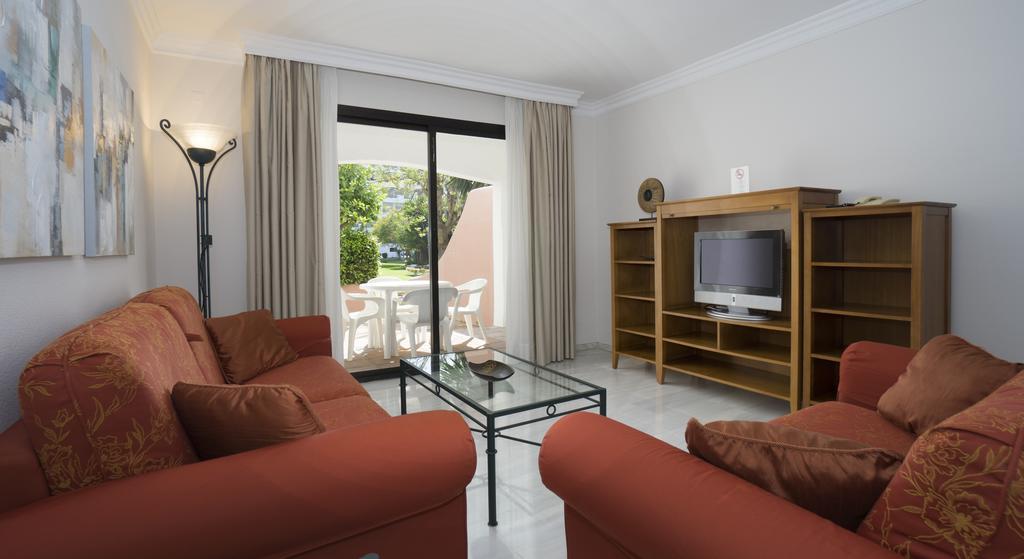 Appartement Club Jardines Del Puerto à Marbellac Extérieur photo